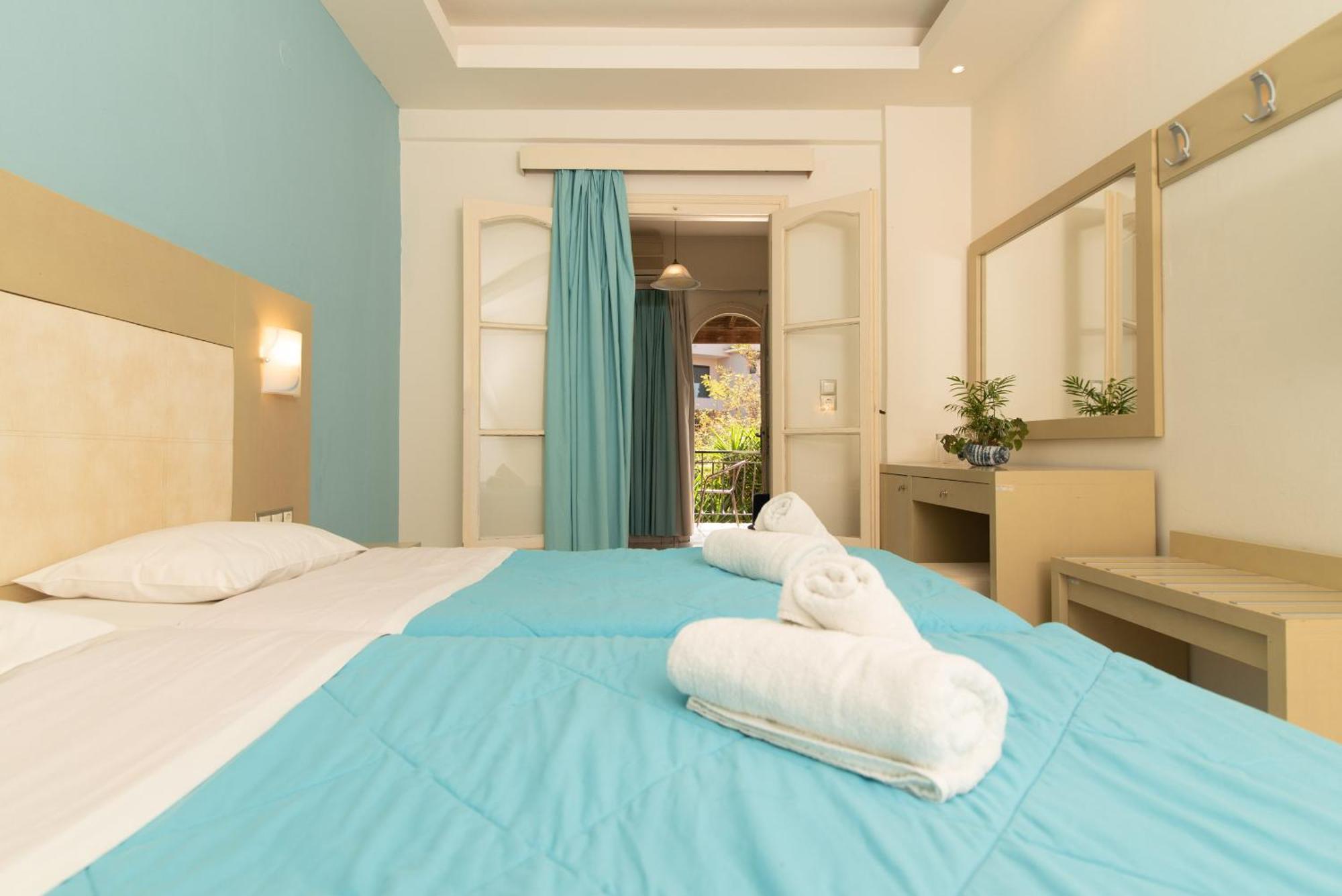 Porto Koukla 3*